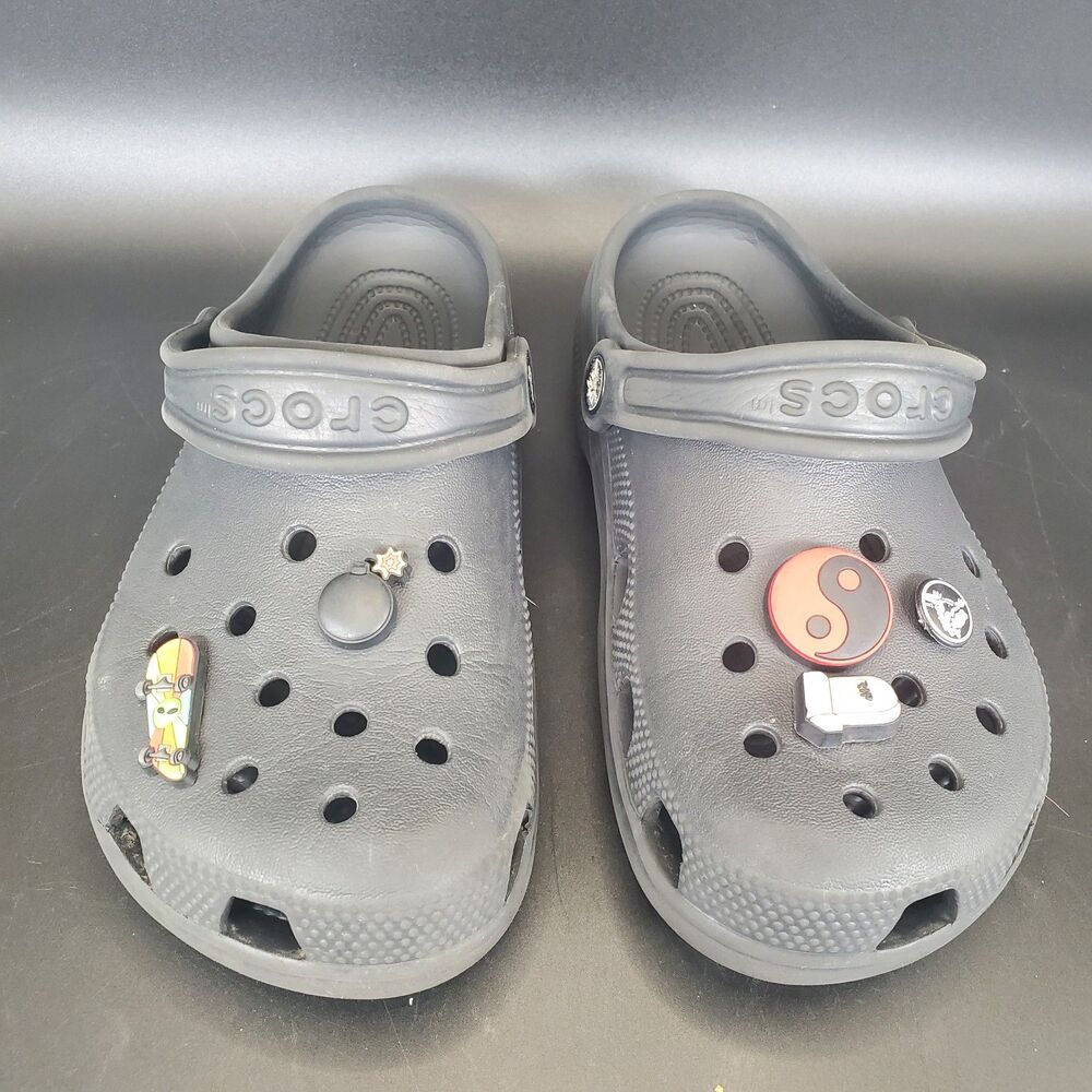 Crocs Kids Juvenile 3 Black Classic Clogs With Charms Lightweight Shoes